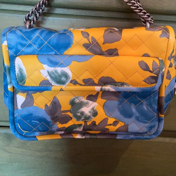 Marc by Marc Jacobs yellow floral shoulder handbag - Picture 4 of 5